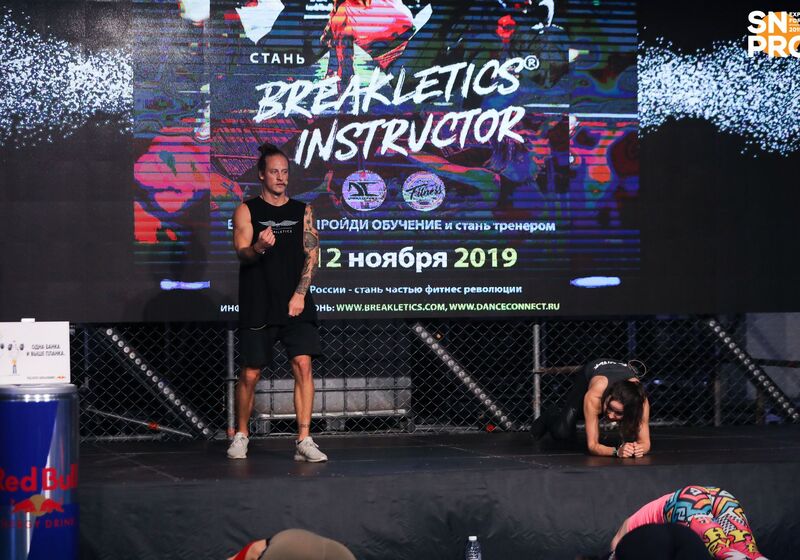 7H0A3144