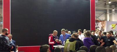 Федора Емельяненко разорвали фанаты!